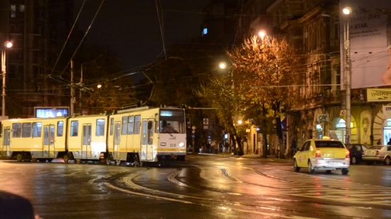 Free Background Images, Street, City, Night, Streetcar, Wheeled Vehicle